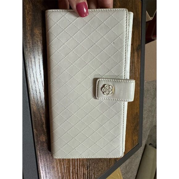 Chanel Ginza Leather Matelasse Bifold Wallet Limited Edition COA - Picture 13 of 16